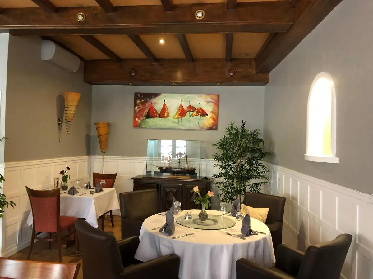 L'Embleme - Boutique Hotel Beaurepaire