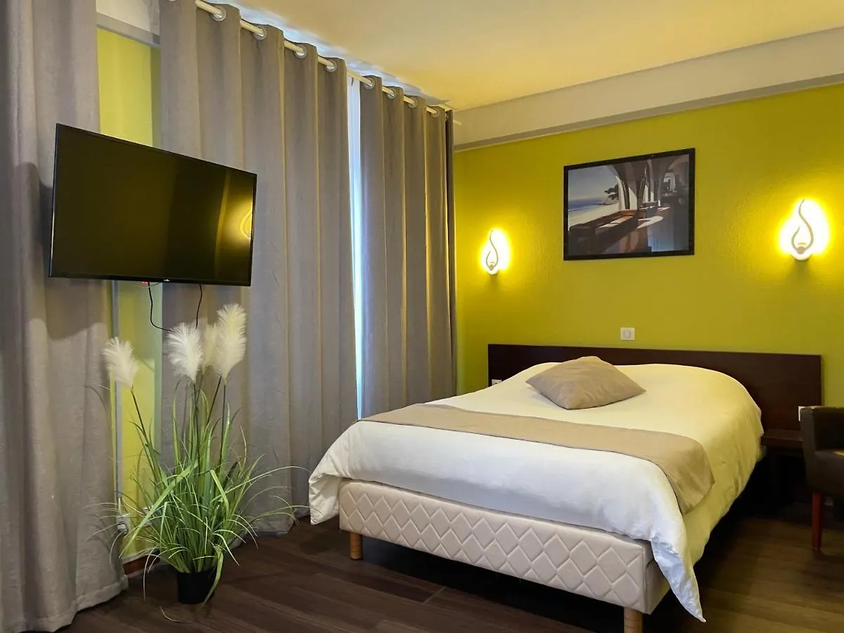 L'Embleme - Boutique Hotel Beaurepaire   Beaurepaire (Isere)