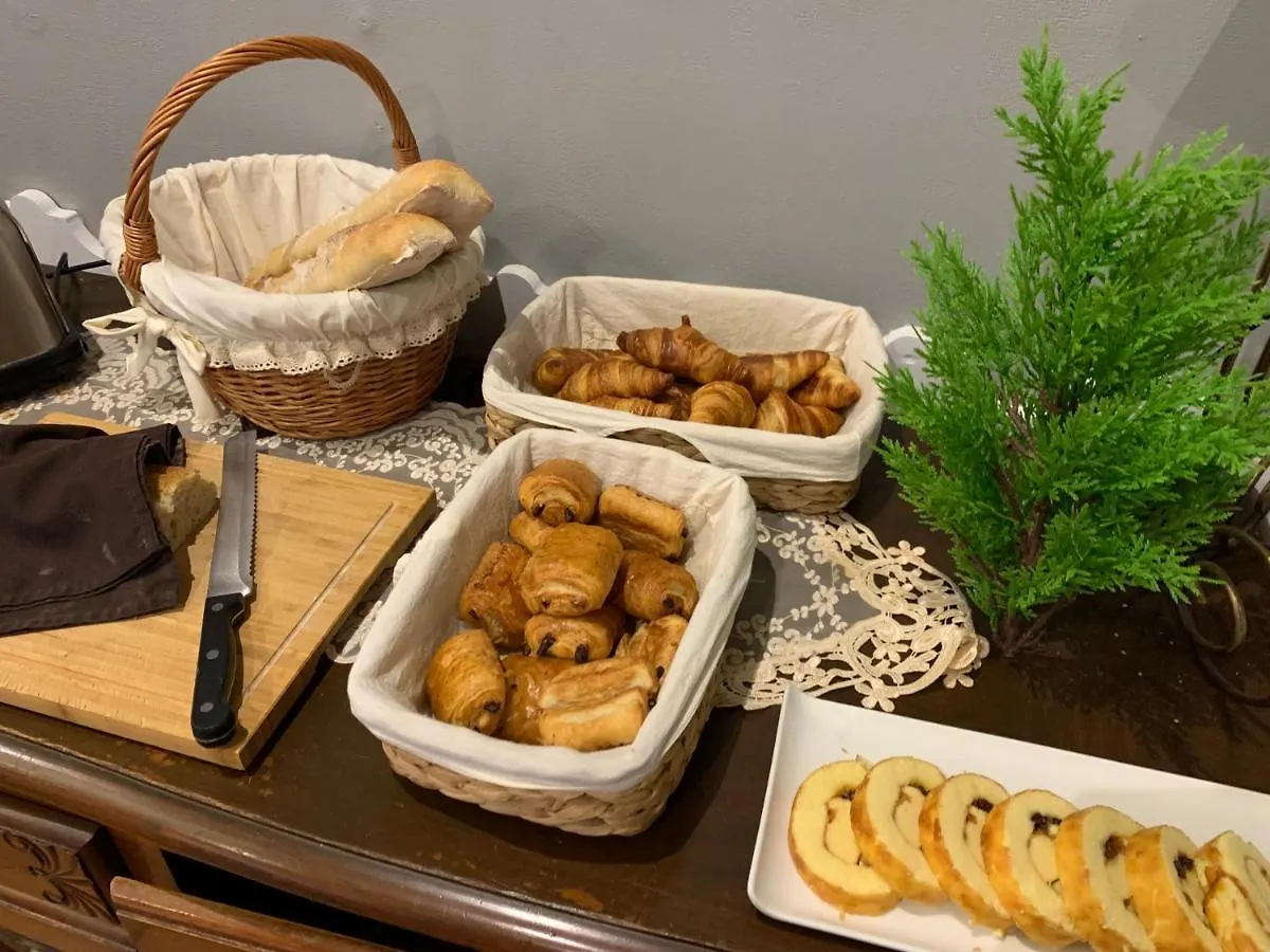 L'Embleme - Boutique Hotel Beaurepaire  Beaurepaire (Isere)