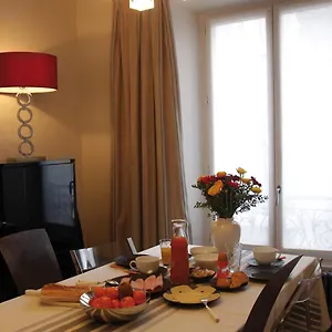 La Maison De Léa Couette-café Paris