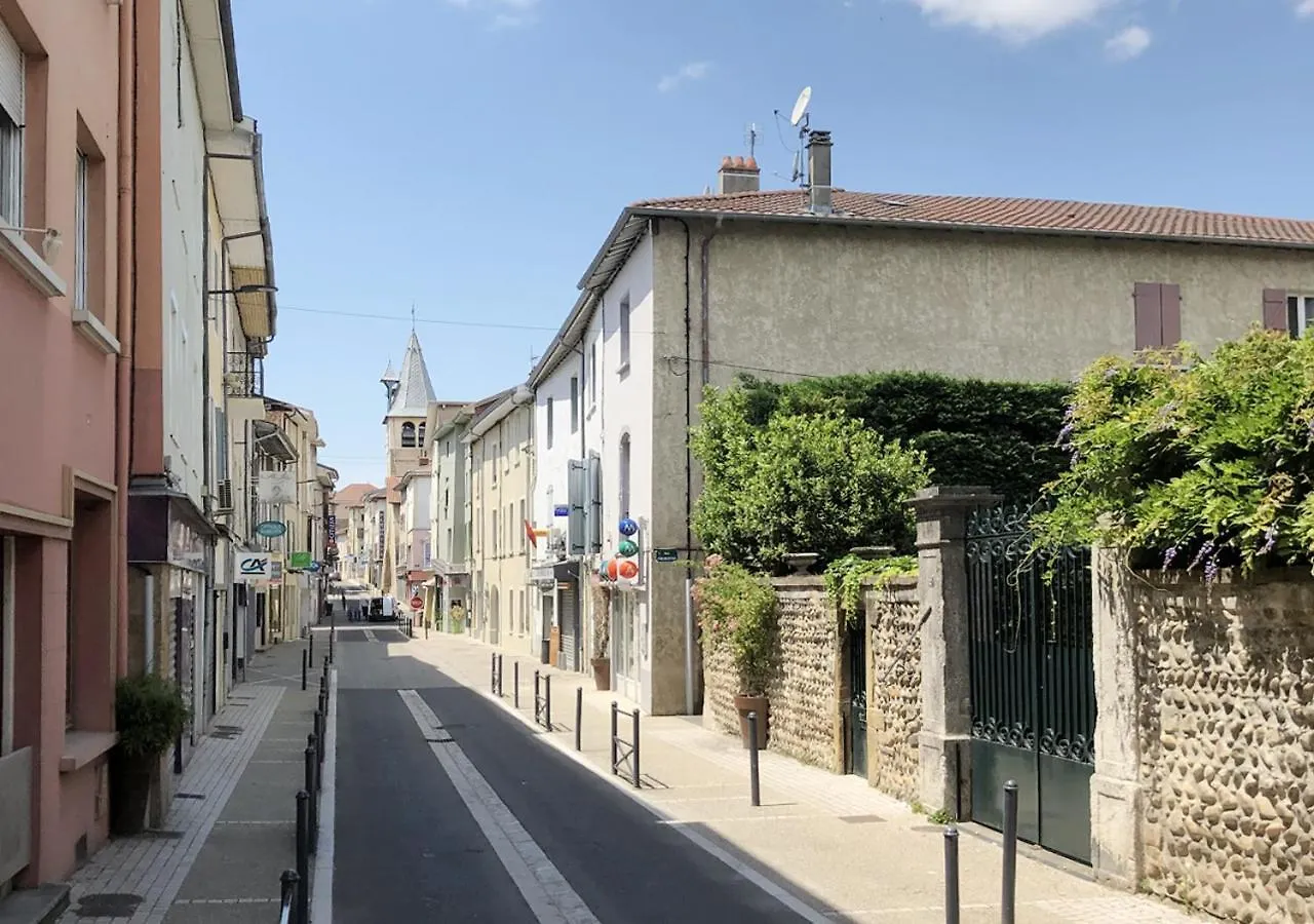 L'Embleme - Boutique Hotel Beaurepaire   Beaurepaire (Isere)